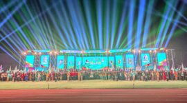 Anggota dan Komandan Kontingan Atlet pada peresmian PORPROV VIII di Stadion Delta Sidoarjo.