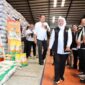 Gubernur Jawa Timur Khofifah Indar Parawansa melakukan kunjungan ke gudang BULOG di Banjar Kemantren, Buduran, Kabupaten Sidoarjo pada Rabu pagi (6/9).