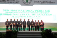 Menko PMK Muhadjir Effendy hadiri Seminar Nasional PERSI XIX, Seminar Tahunan Patient Safety XVII & Hospital Expo XXXV di Plenary Hall Jakarta Convention Center (JCC), Senayan, Jakarta, pada Rabu (18/10/2023).