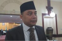 Walikota Surabaya Eri Cahyadi memberi tanggapan terkait turunnya angka APBN hingga masalah transportasi