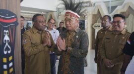 Menko PMK Muhadjir Effendy hadiri “Temu Audiensi Organisasi Kepemudaan se-Provinsi Papua” di Gedung Papua Youth Creative Hub (PYCH) yang berlokasi di Kota Jayapura, pada Selasa (24/10).