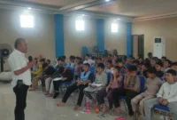 Kanit PPA Satreskrim Polresta Sidoarjo Iptu Utun Utami beri penjelasan terkait kekerasan terhadap anak kepada pelajar SMPN 1 Krembung.