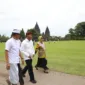 Menko PMK Muhadjir Effendy hadiri Hari Suci Nyepi 1946 di Candi Prambanan. 