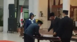 Bupati Sidoarjo Ahmad Muhdlor melantik Sekda Sidoarjo dan Penjabat Eselon di Pendopo Kabupaten Sidoarjo.
