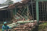 Kerusakan di Kab. Gresik akibat gempa pertama M6.0. (Dok. Isitmewa)
