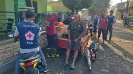 Tim fogging PMI Ngawi.