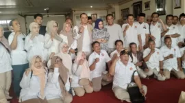 Para perwakilan ketua PAC Gerindra saat bersilaturahmi ke kediaman Rahmat Muhajirin, Minggu (7/4). 