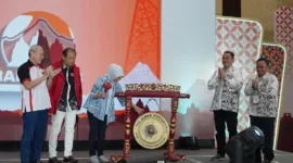 Pembukaan Rapat Kerja Nasional (Rakernas) IMA 2024 dilaksanakan di Ballroom Hotel Alana, Sleman, Yogyakarta pada Sabtu, (4/5/2024).