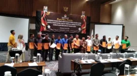 KPU Sidoarjo rapat pleno perolehan kursi anggota DPRD Sidoarjo di Hall Room Hotel Aston, Kamis (2/5/24).