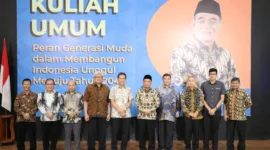Menko Muhadjir bersama Ketua Dewan Pembina Yayasan Vitka (yang menaungi ITEBA dan BTP) sekaligus mantan Menpan RB periode 2016-2018 Dr. H. Asman Abnur, S.E., M.Si; Ketua Yayasan Vitka Alvidyan Virgarazman; Rektor Institut Teknologi Batam Prof. Dr. -Ing. Ir. H. Hairul Abral; Direktur Batam Tourism Polytechnic  M. Nur A. Nasution, S.Sos., MPd. CHA, serta para mahasiswa dan mahasiswi ITEBA dan BTP.
