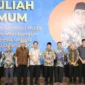 Menko Muhadjir bersama Ketua Dewan Pembina Yayasan Vitka (yang menaungi ITEBA dan BTP) sekaligus mantan Menpan RB periode 2016-2018 Dr. H. Asman Abnur, S.E., M.Si; Ketua Yayasan Vitka Alvidyan Virgarazman; Rektor Institut Teknologi Batam Prof. Dr. -Ing. Ir. H. Hairul Abral; Direktur Batam Tourism Polytechnic  M. Nur A. Nasution, S.Sos., MPd. CHA, serta para mahasiswa dan mahasiswi ITEBA dan BTP.
