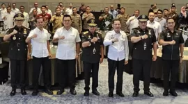 Acara serah terima Kepala Kanim Kelas I TPI Tanjung Perak. (foto: ist)