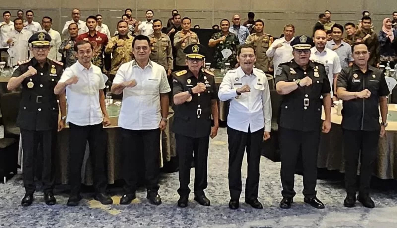 Acara serah terima Kepala Kanim Kelas I TPI Tanjung Perak. (foto: ist)