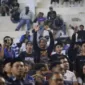 Para suporter Aremania ikuti Munas di Hall Dome Universitas Muhammadiyah Malang (UMM), Kota Malang, Provinsi Jawa Timur, pada Minggu (2/6/2024).
