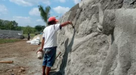 proyek pendukung kolam renang Pangonan, Desa Sukosari, Kecamatan Dagangan, Madiun, Jawa Timur.