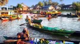 Pasar Terapung Lok Baintan.