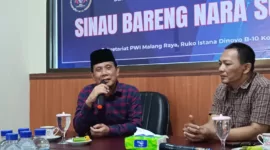 H Gunawan Wibisono bincang bareng narasumber di Sekretariat Persatuan Wartawan Indonesia (PWI) Malang Raya, Rabu(03/07/24).