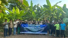 Mahasiswa Universitas Islam Negeri Sunan Ampel (UINSA) Surabaya memutuskan kegiatan Kuliah Kerja Nyata (KKN) fokus pada sektor lingkungan hidup.