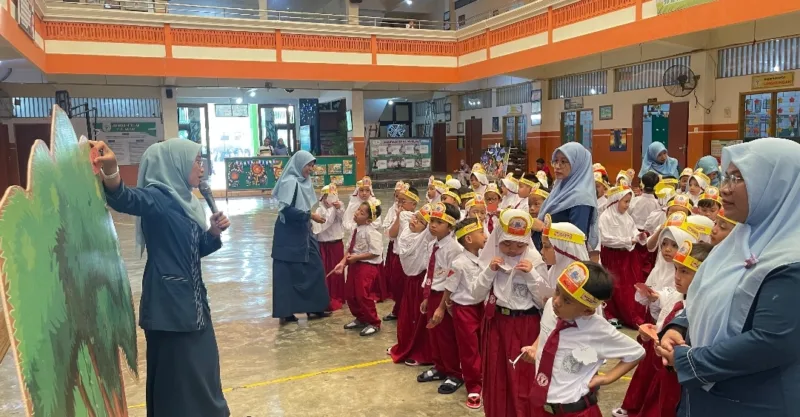 Kegiatan MPLS dibuka langsung oleh Kepala SD Al Muslim Jawa Timur, Fatimatuz Zahroh, S.Pd., M.Pd.