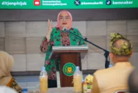 Direktur Jenderal Pembinaan Hubungan Industrial dan Jaminan Sosial Tenaga Kerja Kemnaker, Indah Anggoro Putri. (foto: humas kemnaker)
