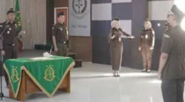 Kejaksaan Negeri (Kejari) Sidoarjo resmi melantik Hadi Sucipto SH MH sebagai Kasi Intel baru Sidoarjo. 