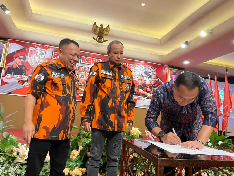 Pemuda Pancasila Kota Surabaya siap membantu mengawal Eri Cahyadi untuk kembali terpilih sebagai Walikota Surabaya.