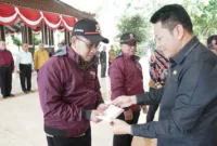 Plt Bupati Subandi berangkatkan pendonor ke Jakarta untuk terima penghargaan dari Presiden RI.