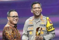 Kombes. Pol. Christian Tobing Polresta Sidoarjo terima penghargaan Nasional Nasional  ‘Pemimpin Daerah Awards 2024’, yang diserahkan Menpan RB Abdullah Azwar Anas, Kamis (8/8/2024), di Jakarta Concert’ Hall lantai 14 iNews Tower, Jalan Kebonsirih, Jakarta Pusat.