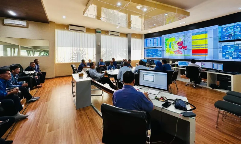 Jajaran Direksi Perumda Tugu Tirta mengadakan rapat terakhir sebelum pengerjaan tapping pipa.