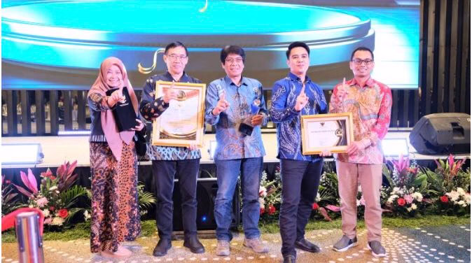 Komitmen Transparansi, Universitas Negeri Malang Diganjar Penghargaan Nasional oleh KIP.