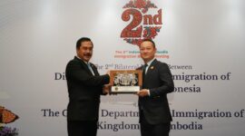 Direktorat Jenderal Imigrasi Kementerian Imigrasi dan Pemasyarakatan Republik Indonesia menjalin kerja sama strategis dengan Imigrasi Kerajaan Kamboja dalam pertemuan bilateral kedua yang digelar di Bali pada Senin, (19/5/2025).