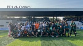 BRI Branch Office (BO) Surabaya Jemursari olahraga bersama PLN di BRILiaN Stadium Surabaya, Jumat (4/7/2025).