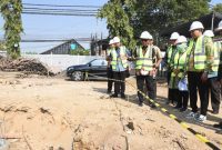 , Bupati Sidoarjo H. Subandi meninjau langsung progres pengerjaannya RSUD Sedati, Selasa, (23/9). 