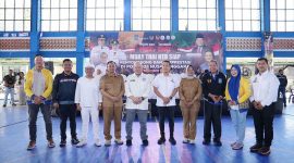 Ketua Umum Pengurus Besar Muaythai Indonesia (PBMI), yang juga anggota Dewan Perwakilan Daerah (DPD) RI, AA LaNyalla Mahmud Mattalitti saat membuka Kejurnas Muaythai 2025 yang berlangsung di Mataram, Nusa Tenggara Barat, Selasa (16/9/2025).