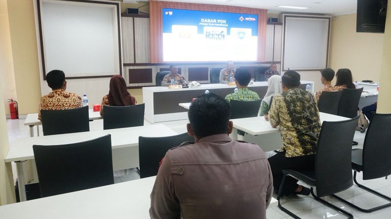 Satuan Binmas Polresta Sidoarjo menggelar kegiatan pembekalan Pelajar Duta Kamtibmas (PDK), Kamis (25/9/2025).