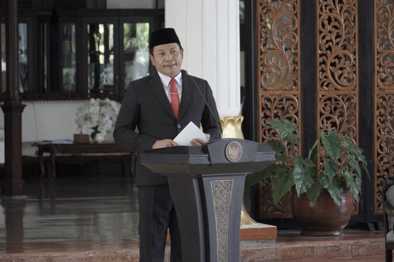 Bupati Sidoarjo Subandi.