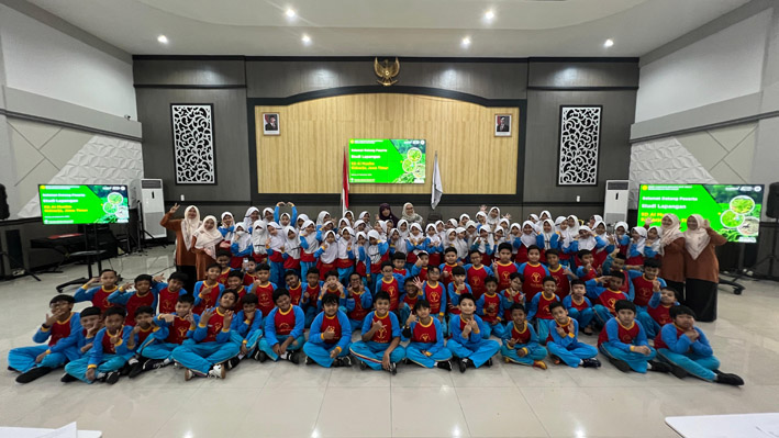 SD Al Muslim outing class di BRMP (Badan Perakitan dan Modernisasi Pertanian), Karangploso, Malang dengan tema “Lestarikan Tumbuhan dengan Inovasi Pertanian”, Selasa (23/9/2025).
