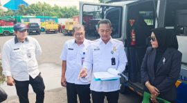 Wakil Bupati Sidoarjo Hj. Mimik Idayana bersama tim melakukan inspeksi mendadak (sidak) ke kantor Dishub Sidoarjo, Rabu (29/10/2025).