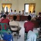 Ketua KP3, Sampang, Suyono, M.Si saat Mimpin Rapat Sosialisasi Antisipasi Kelangkaan dan Penyelewengan Pupuk Bersubsidi, dihadiri Segenap Perwakilan Dinas pertanian, Dinas perdagangan, DPRD kab. Sampang, Kejaksaan, Kepolisian/Polres, TNI Kodim 0828, dan perwakilan DLH.