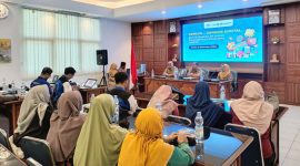 Dinas Komunikasi dan Informatika (Kominfo) Provinsi Jawa Timur kembali menggelar program CERDIG (Cerdas Digital) berlangsung di Ruang Rapat Dandang Wacono Lantai 1, Kantor Pemerintah Kabupaten Tuban, pada Senin (3/11/2025).