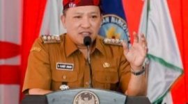 Bupati Sampang, H. Slamet Junaidi Berharap Semua Pihak Memahami Kondisi Keuangan Daerah, Terlebih Pemangkasan Dana Transfer Ke Daerah (TKD) Sebesar 98,7M Banyak Program Prioritas Terancam Tidak Berjalan Maksimal, Antaranya Dana Program UHC Yang Masih Kurang 10Miliar.