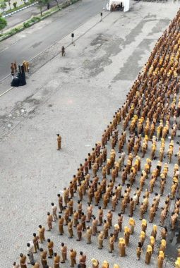 Bupati Sidoarjo Pimpin Apel Akbar ASN, Teguhkan Komitmen Bangun Daerah