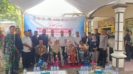 Memperingati Hari Pers Nasional (HPN) 2026, Persatuan Wartawan Indonesia (PWI) Kabupaten Nganjuk menggelar aksi kemanusiaan di halaman Sekretariat PWI Nganjuk, Kelurahan Payaman, Rabu (18/2/2026). 