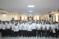 Anggota MPR RI yang juga anggota DPD RI daerah pemilihan Jawa Timur, AA LaNyalla Mahmud Mattalitti, melakukan Sosialisasi Empat Pilar MPR RI kepada para pelaku ekonomi yang tergabung dalam Kamar Dagang dan Industri (Kadin) Kota Surabaya di Graha Kadin Jatim, Surabaya, Rabu (11/2/2026).