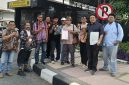 Dewan Kesenian Surabaya (DKS) secara resmi melaporkan dugaan tindak pidana pencurian dengan pemberatan dan/atau penggelapan atas sejumlah barang inventaris kesenian milik DKS ke Polrestabes Surabaya.