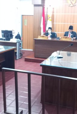 KI Jatim Putuskan Fotokopi Ijazah Anggota DPRD dan Bupati Jombang Terbuka Terbatas