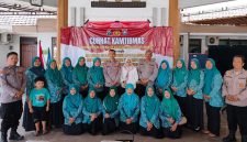 Polresta Sidoarjo melalui Satbinmas menggelar Curhat Kamtibmas di Balai Desa Ketegan, Kecamatan Tanggulangin, Rabu (26/8/2026).