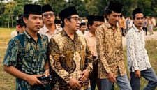 Gus Dur dan Kyai Ghofur.