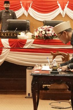DPRD Sidoarjo Setujui Laporan Pertanggungjawaban APBD 2025, Pendapatan Lampaui Target