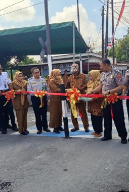 Pos Palang Pintu Desa Gelam Candi Sidoarjo Resmi Beroperasi, Warga Kini Lebih Aman Melintas